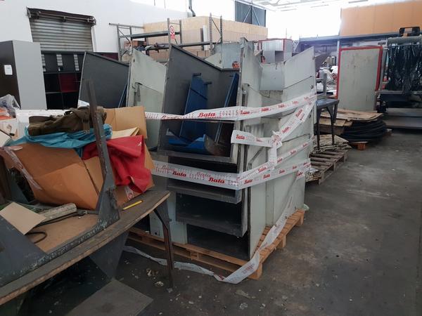 16#4442 Giostra ad iniezione a 18 stazioni Maingroup in vendita - foto 17