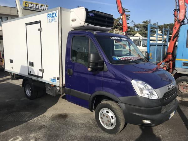 1#4444 Furgone isotermico Iveco Daily 35C21 in vendita - foto 3