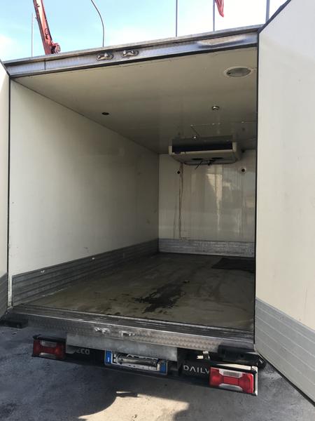 1#4444 Furgone isotermico Iveco Daily 35C21 in vendita - foto 15