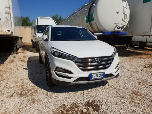 1#4459 Automobile Hyundai Tucson 1.7 CRDI XPOSSIBLE in vendita - foto 2