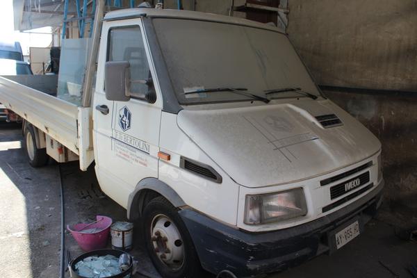 15#4475 Autocarro Iveco in vendita - foto 1