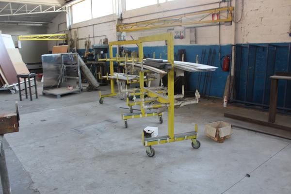 8#4475 Carrelli in ferro e tubi in acciaio in vendita - foto 2