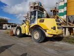 Image 3 - New Holland wheel loader - Lot 21 (Auction 4479)