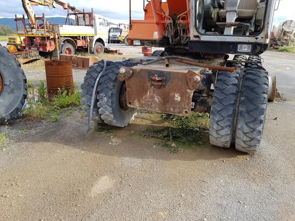 22#4479 Escavatore gommato Fiat Hitachi in vendita - foto 9