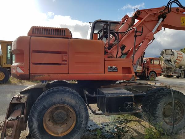 22#4479 Escavatore gommato Fiat Hitachi in vendita - foto 12