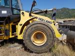 Image 15 - New Holland wheel loader - Lot 45 (Auction 4479)