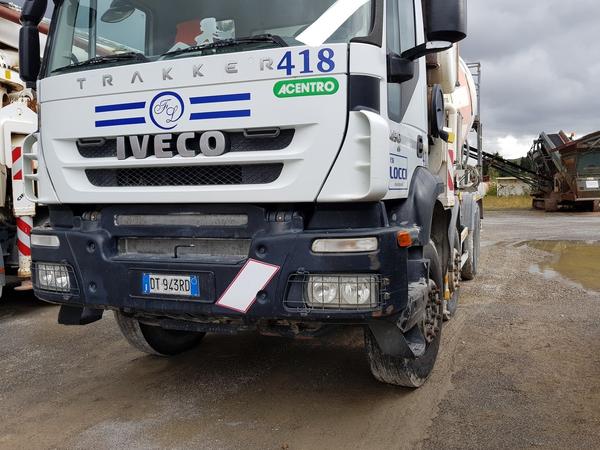 61#4479 Betonpompa Iveco Trakker in vendita - foto 14