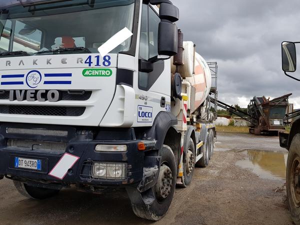61#4479 Betonpompa Iveco Trakker in vendita - foto 15