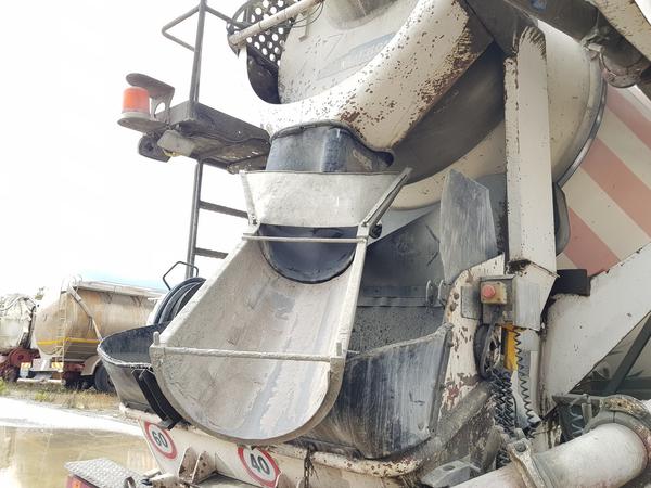 61#4479 Betonpompa Iveco Trakker in vendita - foto 22