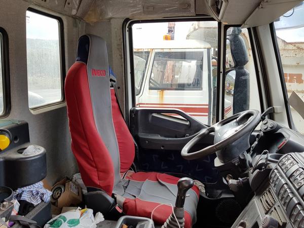 61#4479 Betonpompa Iveco Trakker in vendita - foto 25