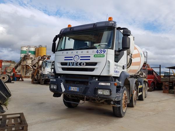 62#4479 Betoniera Iveco Trakker in vendita - foto 1
