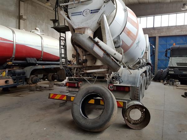 63#4479 Betoniera Iveco Trakker in vendita - foto 4