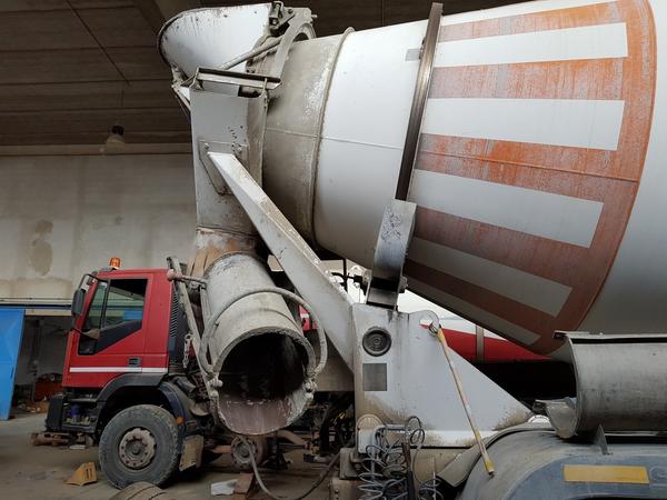 63#4479 Betoniera Iveco Trakker in vendita - foto 9