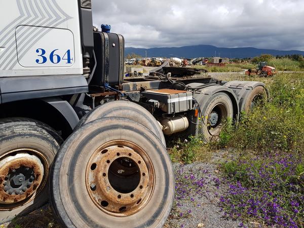 64#4479 Trattore Iveco con semirimorchio Minerva in vendita - foto 9