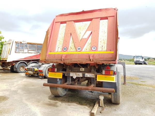 64#4479 Trattore Iveco con semirimorchio Minerva in vendita - foto 24