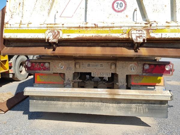 65#4479 Trattore Iveco Trakker con semirimorchio Adige in vendita - foto 8