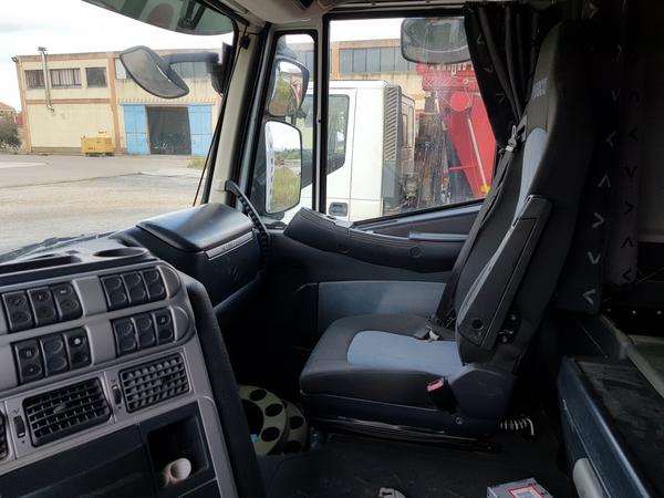 68#4479 Trattore Iveco Stralis con semirimorchi in vendita - foto 23