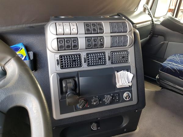 69#4479 Trattore Iveco Stralis con semirimorchi in vendita - foto 15