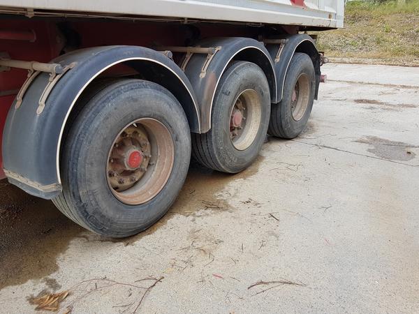 69#4479 Trattore Iveco Stralis con semirimorchi in vendita - foto 21