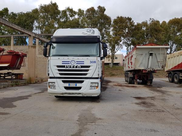69#4479 Trattore Iveco Stralis con semirimorchi in vendita - foto 26