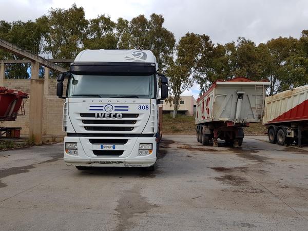 69#4479 Trattore Iveco Stralis con semirimorchi in vendita - foto 27