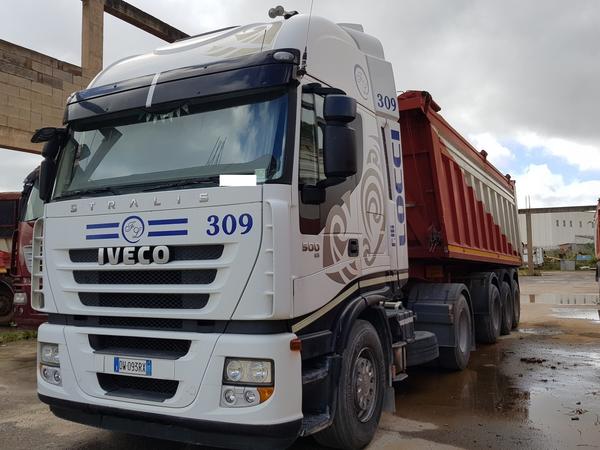 71#4479 Trattore Iveco Stralis con semirimorchio Minerva in vendita - foto 2
