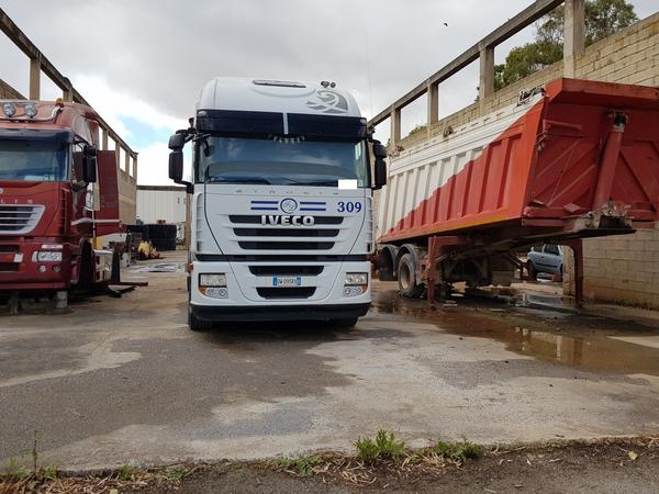 71#4479 Trattore Iveco Stralis con semirimorchio Minerva in vendita - foto 3