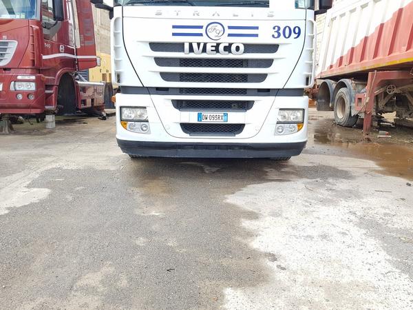 71#4479 Trattore Iveco Stralis con semirimorchio Minerva in vendita - foto 4