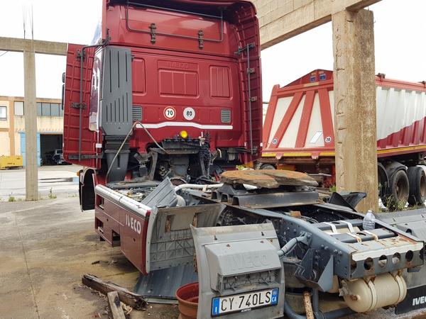73#4479 Trattore Iveco e semirimorchi in vendita - foto 6