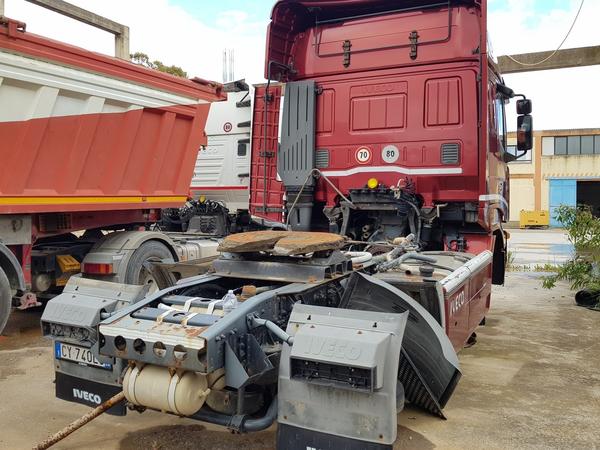 73#4479 Trattore Iveco e semirimorchi in vendita - foto 8
