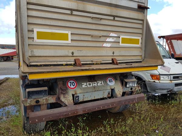 73#4479 Trattore Iveco e semirimorchi in vendita - foto 28