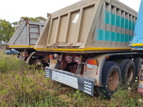 73#4479 Trattore Iveco e semirimorchi in vendita - foto 44