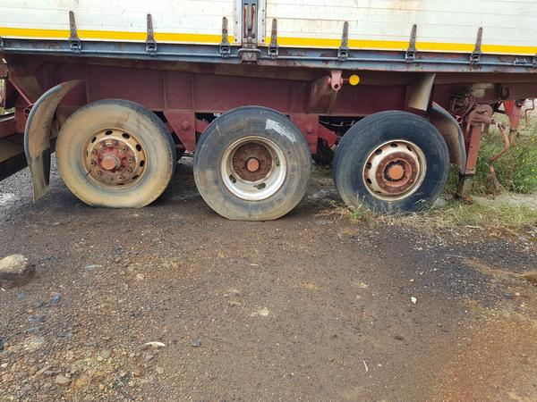 73#4479 Trattore Iveco e semirimorchi in vendita - foto 64
