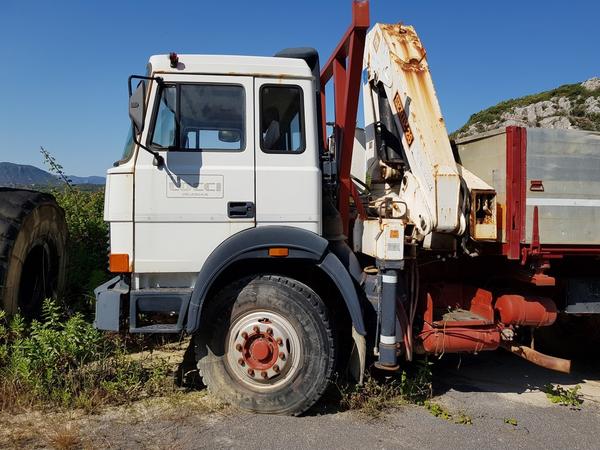 73#4479 Trattore Iveco e semirimorchi in vendita - foto 88