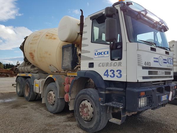 75#4479 Betoniera Iveco Eurotrakker e betonpompa in vendita - foto 1