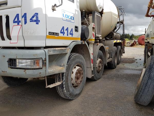 75#4479 Betoniera Iveco Eurotrakker e betonpompa in vendita - foto 6