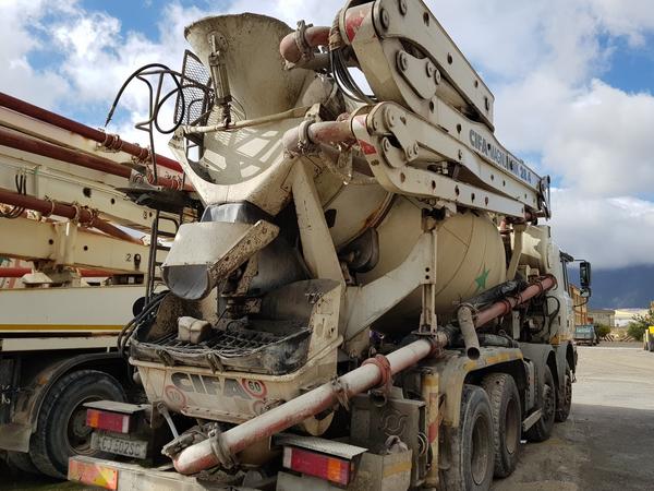 75#4479 Betoniera Iveco Eurotrakker e betonpompa in vendita - foto 10