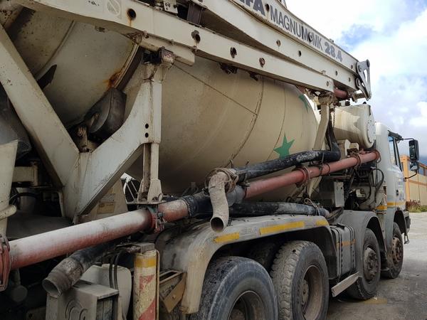 75#4479 Betoniera Iveco Eurotrakker e betonpompa in vendita - foto 13