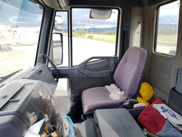 75#4479 Betoniera Iveco Eurotrakker e betonpompa in vendita - foto 26