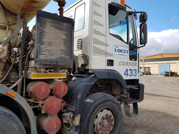 75#4479 Betoniera Iveco Eurotrakker e betonpompa in vendita - foto 46