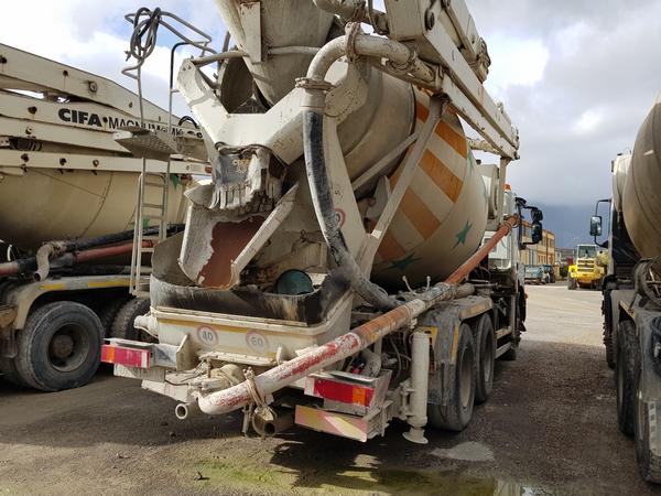 76#4479 Betonpompa Iveco Trakker in vendita - foto 17