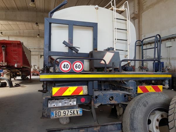 85#4479 Autocisterne Iveco e autocarro Daily in vendita - foto 19