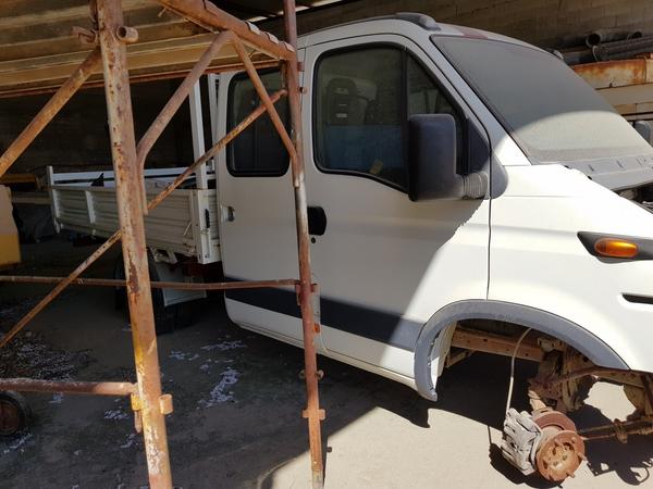 85#4479 Autocisterne Iveco e autocarro Daily in vendita - foto 31