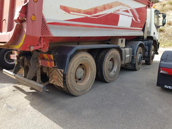 87#4479 Camion Iveco Trakker in vendita - foto 12