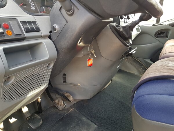 91#4479 Autocarro Iveco in vendita - foto 4