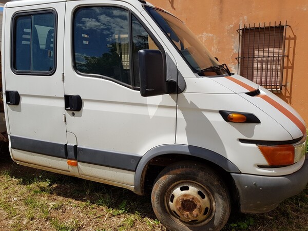 94#4479 Fuoristrada Rover Freelander e pick up Mazda in vendita - foto 5