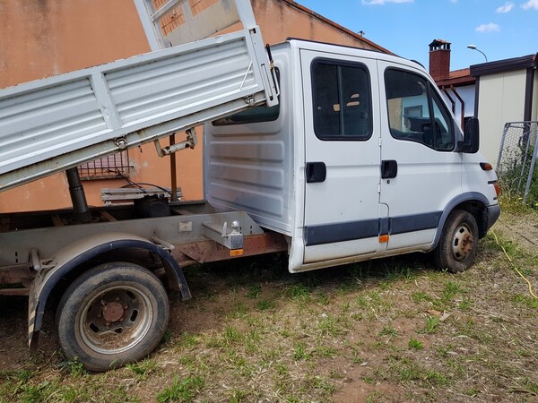 94#4479 Fuoristrada Rover Freelander e pick up Mazda in vendita - foto 18