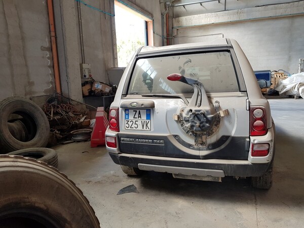 94#4479 Fuoristrada Rover Freelander e pick up Mazda in vendita - foto 22