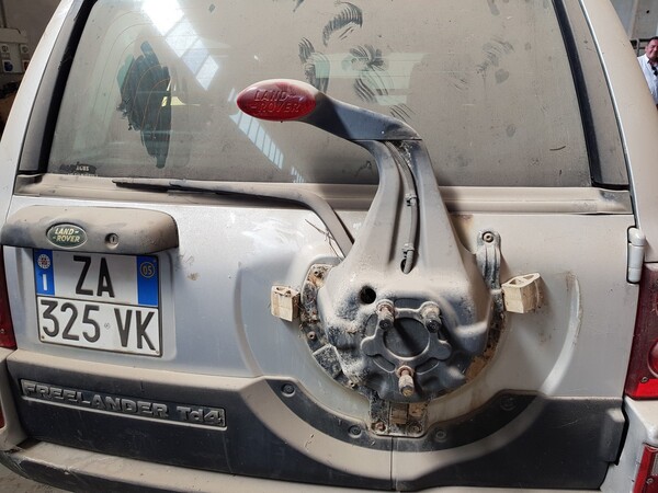 94#4479 Fuoristrada Rover Freelander e pick up Mazda in vendita - foto 24