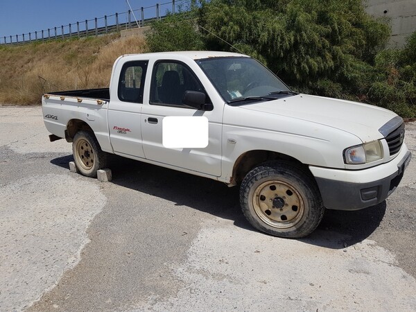 94#4479 Fuoristrada Rover Freelander e pick up Mazda in vendita - foto 33
